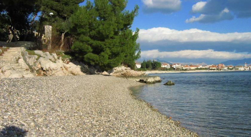 Apartments Valjan Trogir Eksteriør billede
