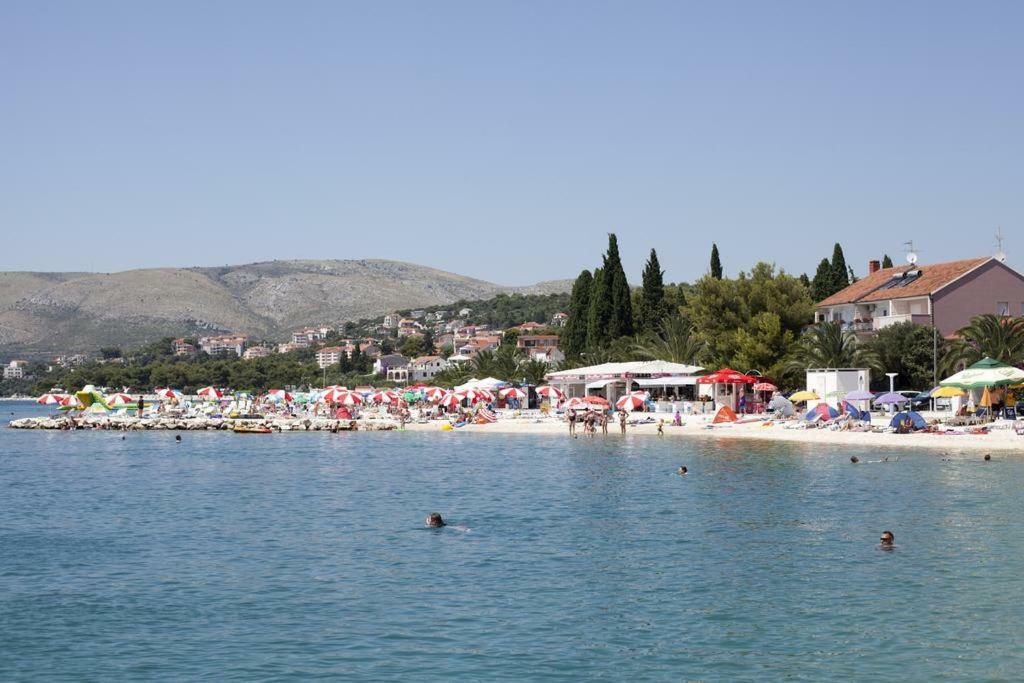 Apartments Valjan Trogir Eksteriør billede